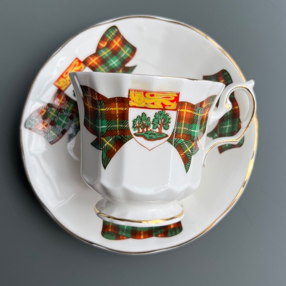Prince Edward Island tartan tea cup & saucer, English bone china, by Elizabethan - Picture 2 of 14